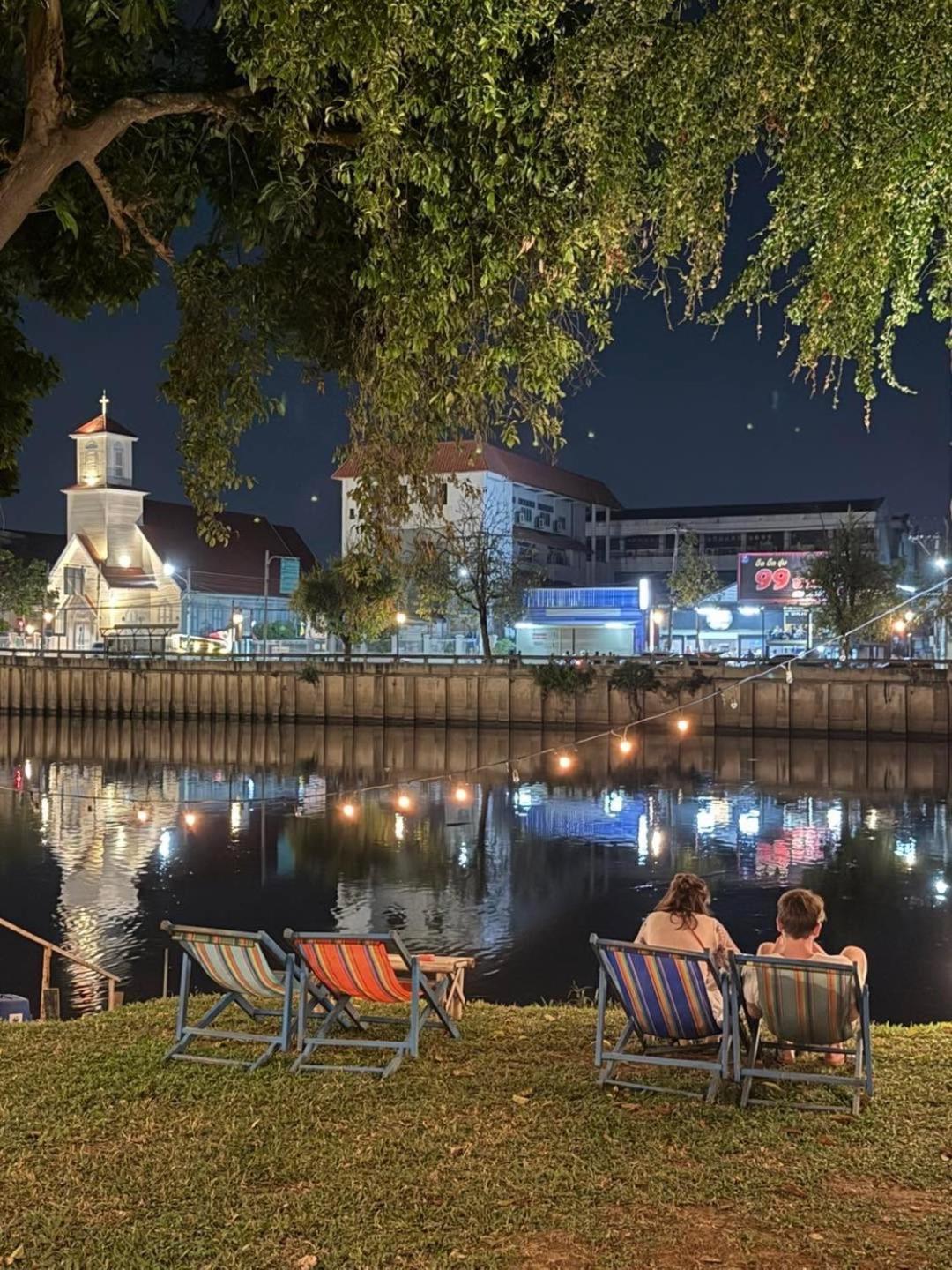 Ban Narai River Guesthouse Чіангмай Екстер'єр фото